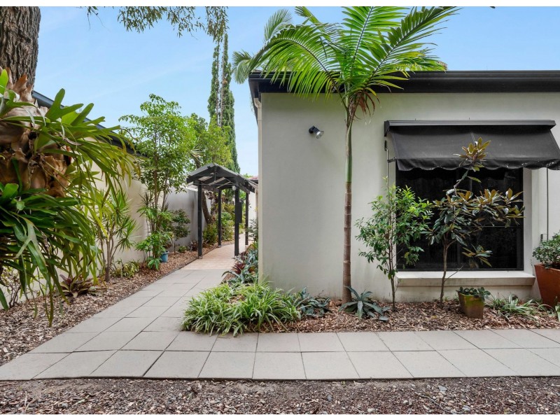 11 Cooloola Place, Twin Waters QLD 4564