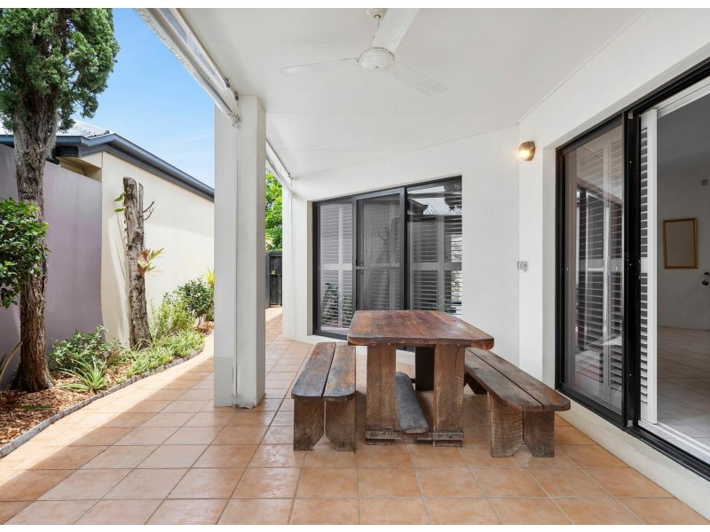 11 Cooloola Place, Twin Waters QLD 4564