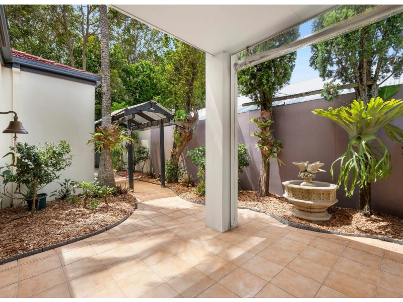 11 Cooloola Place, Twin Waters QLD 4564