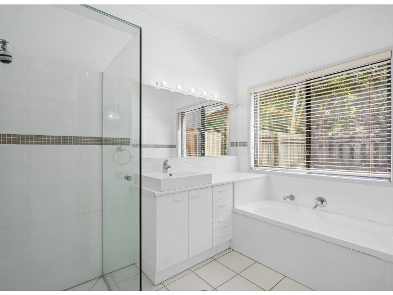 11 Cooloola Place, Twin Waters QLD 4564