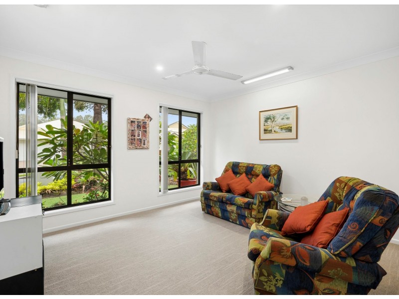 28 Veerings Crescent, Twin Waters QLD 4564