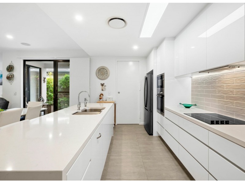 8/596 – 600 David Low Way, Pacific Paradise QLD 4564