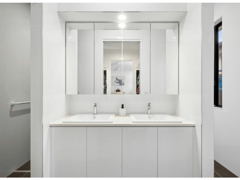 8/596 – 600 David Low Way, Pacific Paradise QLD 4564