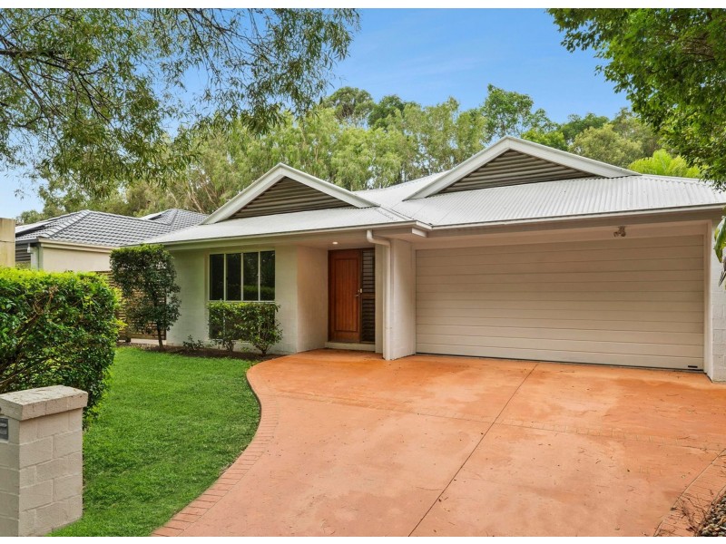 24 Baker-Finch Place, Twin Waters QLD 4564