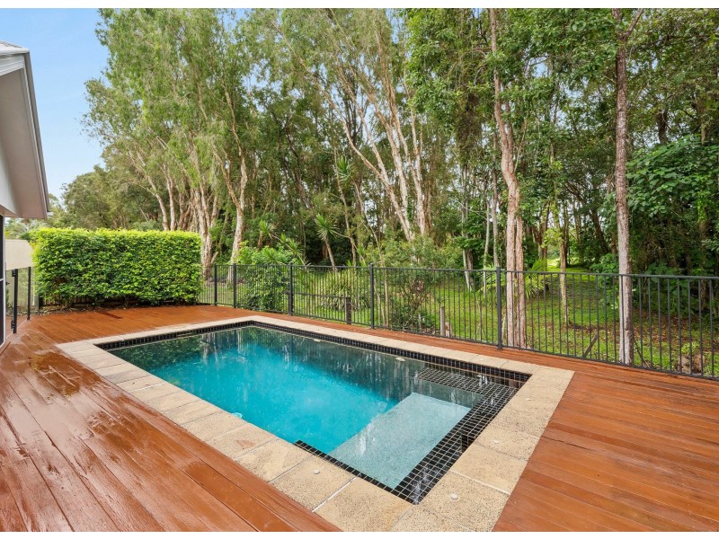 24 Baker-Finch Place, Twin Waters QLD 4564