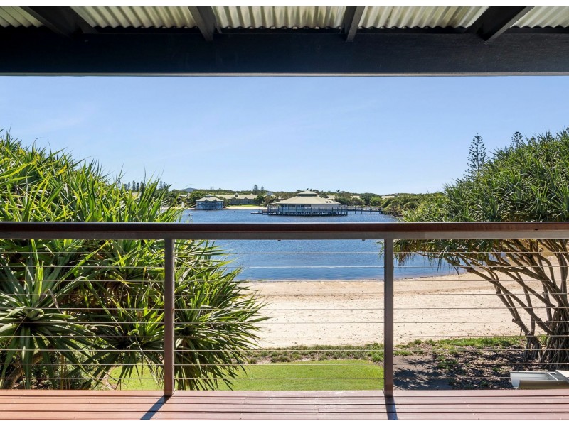 58/80 North Shore Road, Twin Waters QLD 4564