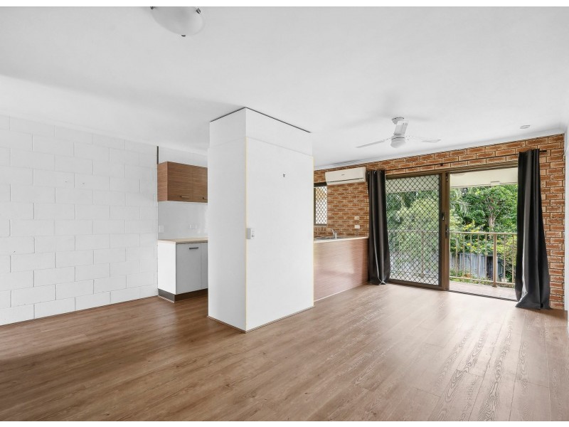 4/10 Barooga Crescent, Mooloolaba QLD 4557