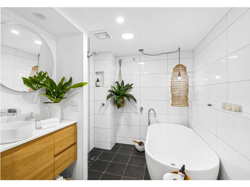 34/80 North Shore Road, Twin Waters QLD 4564