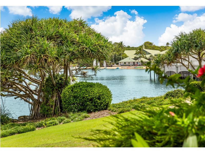 34/80 North Shore Road, Twin Waters QLD 4564