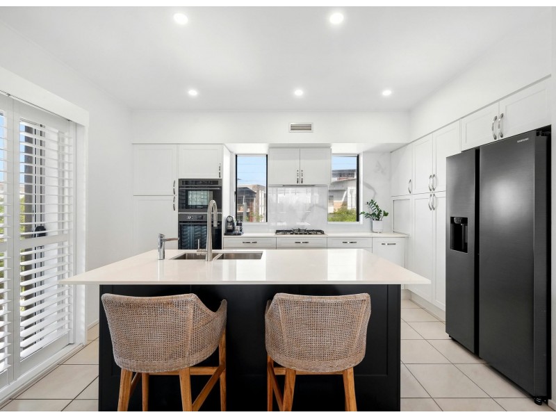 155/80 North Shore Road, Twin Waters QLD 4564