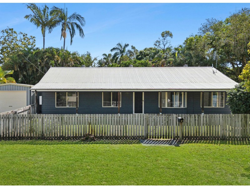 9 Kandoo Street, Pacific Paradise QLD 4564