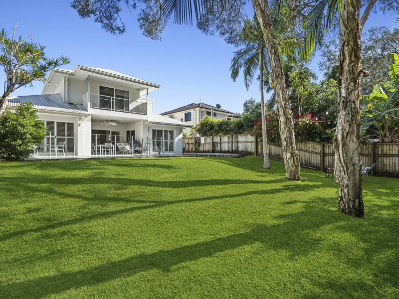 9 Sand Lane, Twin Waters QLD 4564