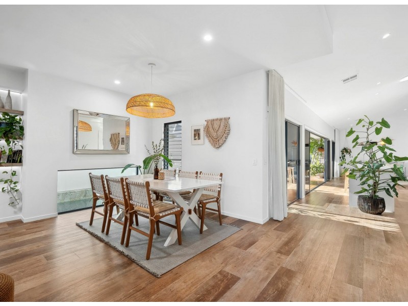 47 Baywater Drive, Twin Waters QLD 4564