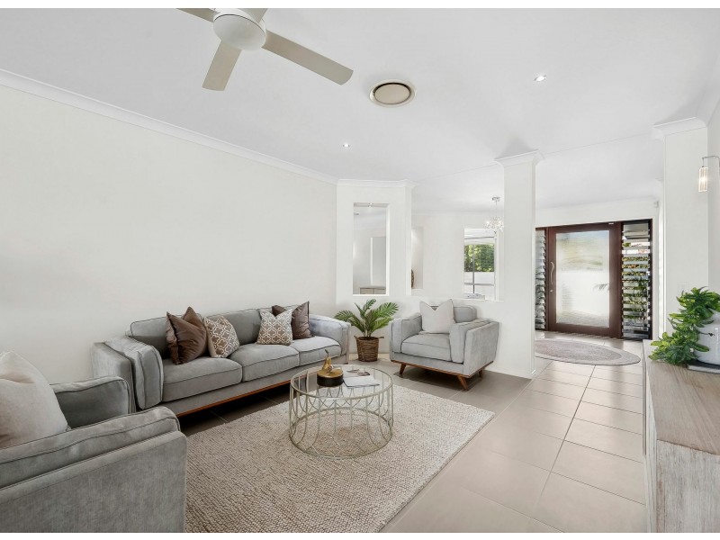 9 Moorings Circuit, Twin Waters QLD 4564