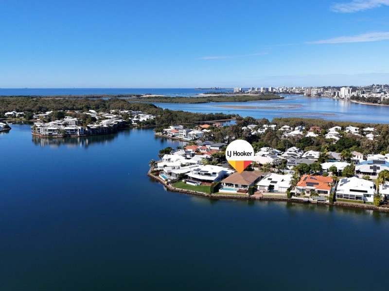 9 Moorings Circuit, Twin Waters QLD 4564