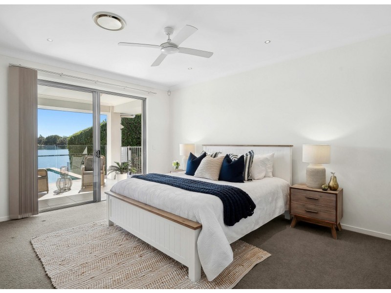 9 Moorings Circuit, Twin Waters QLD 4564