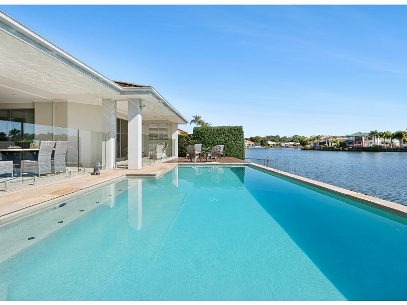 9 Moorings Circuit, Twin Waters QLD 4564