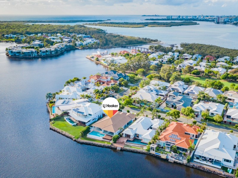 9 Moorings Circuit, Twin Waters QLD 4564