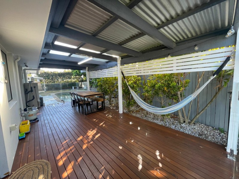 636 David Low Way, Pacific Paradise QLD 4564