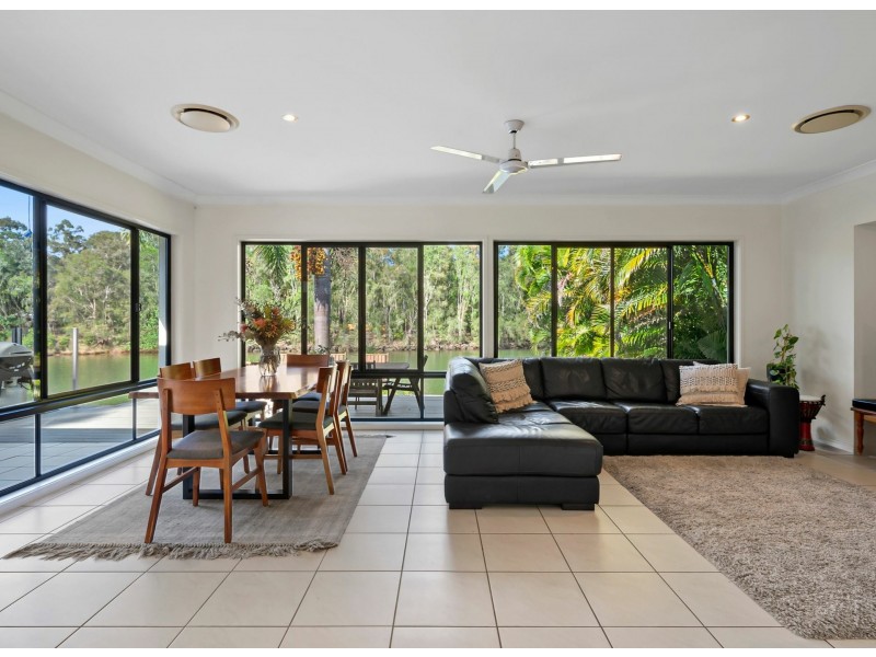 12 Tassel Place, Twin Waters QLD 4564