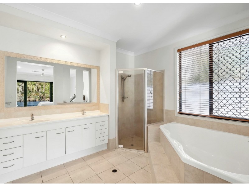 12 Tassel Place, Twin Waters QLD 4564