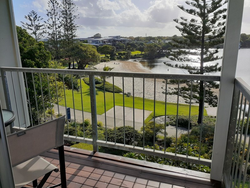 48/80 North Shore Road, Twin Waters QLD 4564