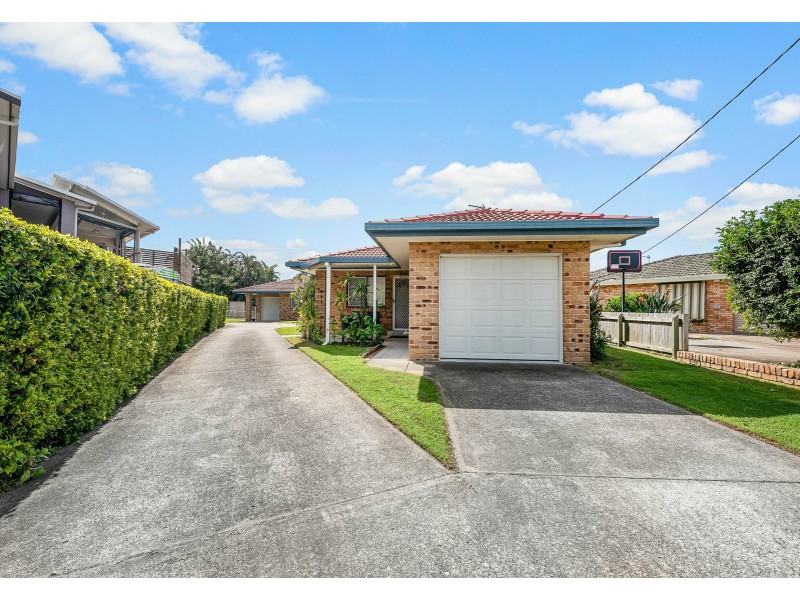 1/3 Adina Court, Buddina QLD 4575