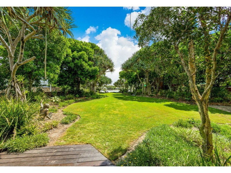 149/80 North Shore Road, Twin Waters QLD 4564