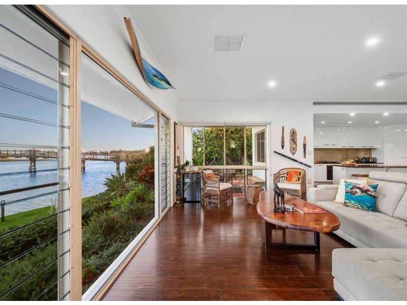 10 River Edge Court, Twin Waters QLD 4564