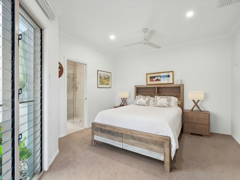 10 River Edge Court, Twin Waters QLD 4564