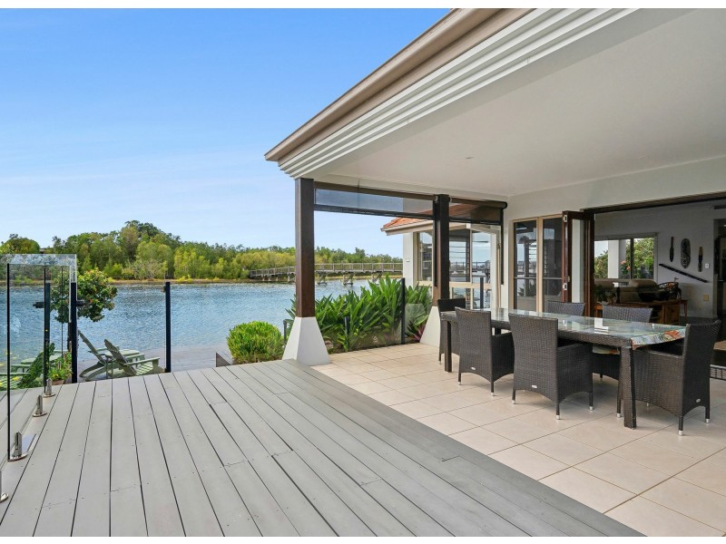 10 River Edge Court, Twin Waters QLD 4564