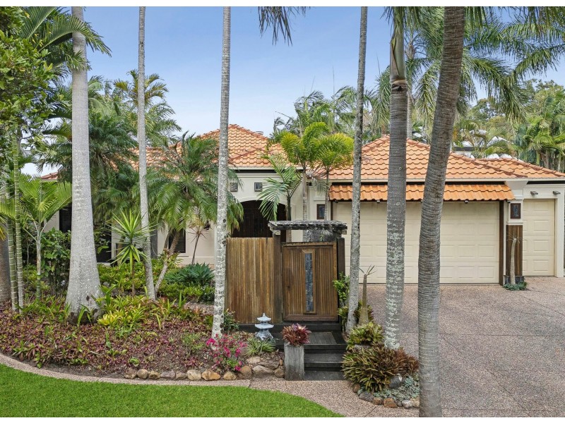 4 Watergum Place, Twin Waters QLD 4564