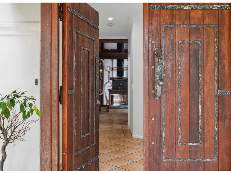 4 Watergum Place, Twin Waters QLD 4564