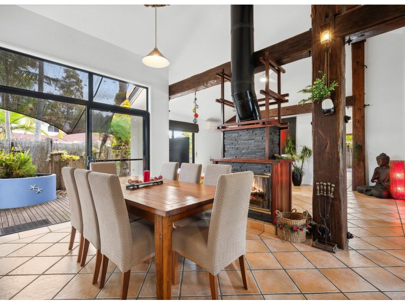 4 Watergum Place, Twin Waters QLD 4564