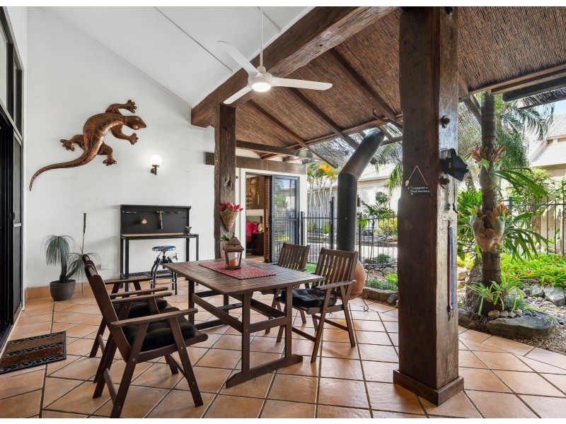 4 Watergum Place, Twin Waters QLD 4564