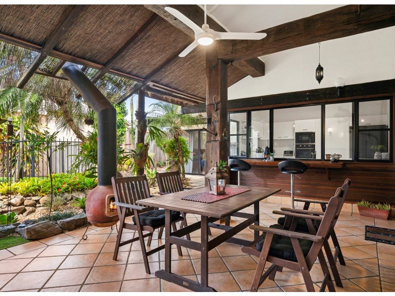 4 Watergum Place, Twin Waters QLD 4564