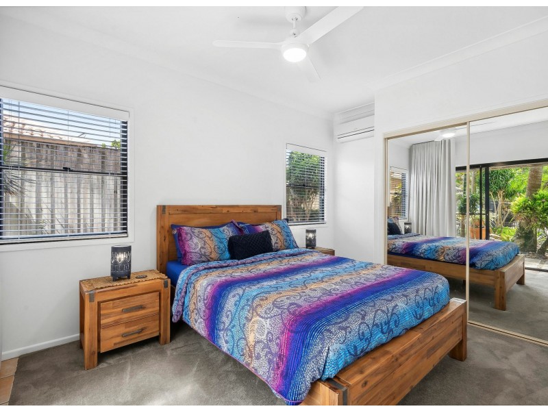 4 Watergum Place, Twin Waters QLD 4564