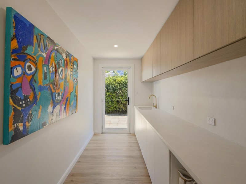 2 Fantail Place, Twin Waters QLD 4564