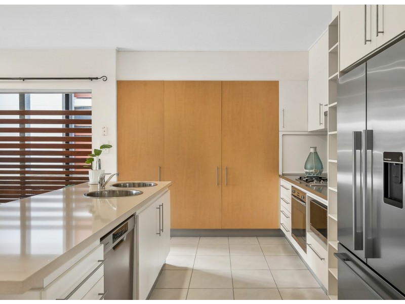 86/80 North Shore Road, Twin Waters QLD 4564