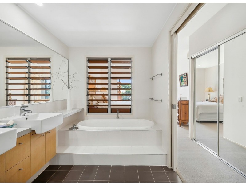 86/80 North Shore Road, Twin Waters QLD 4564