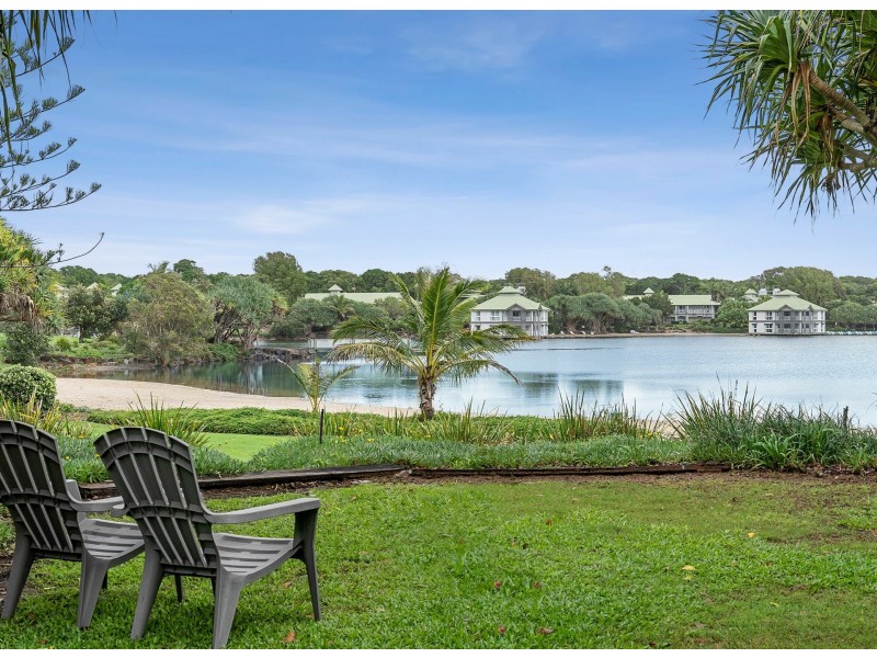 86/80 North Shore Road, Twin Waters QLD 4564