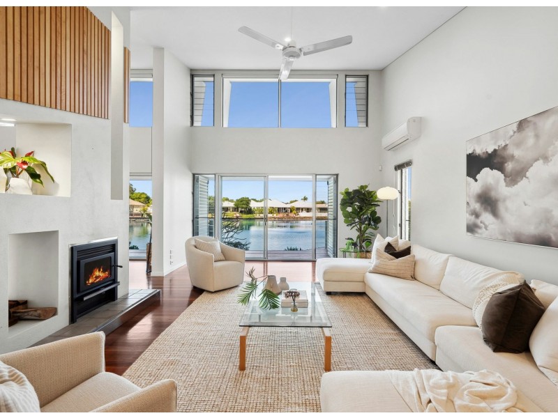 3 Tamarind Place, Twin Waters QLD 4564