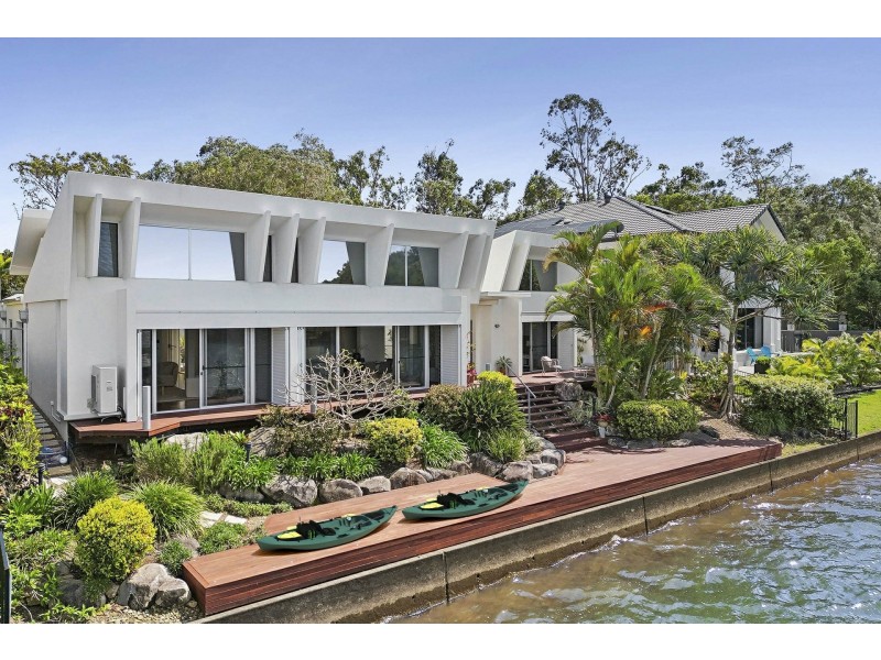 3 Tamarind Place, Twin Waters QLD 4564