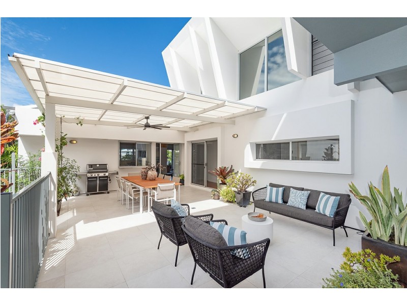 3 Tamarind Place, Twin Waters QLD 4564