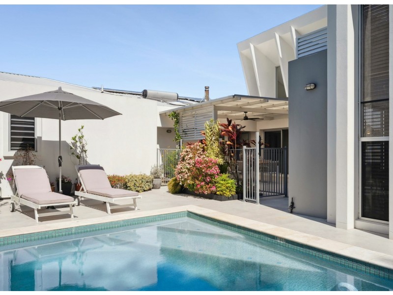 3 Tamarind Place, Twin Waters QLD 4564