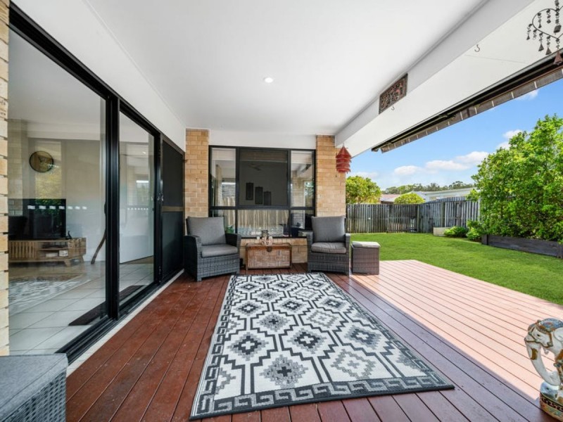 14 Whitsunday Drive, Pacific Paradise QLD 4564