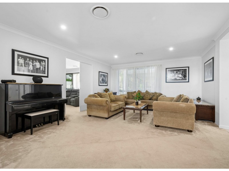 40 Anchorage Circuit, Twin Waters QLD 4564