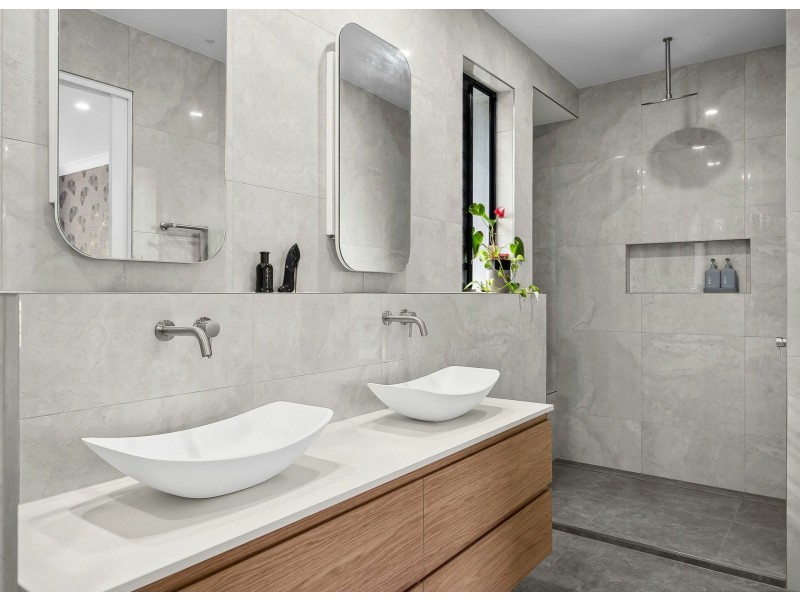 40 Anchorage Circuit, Twin Waters QLD 4564