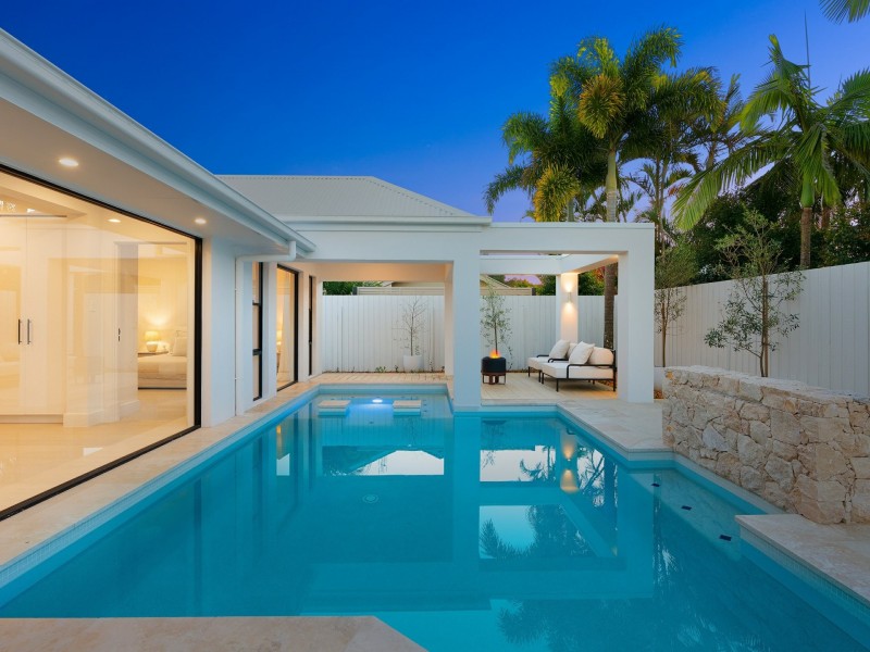 1 Peatling Lane, Twin Waters QLD 4564