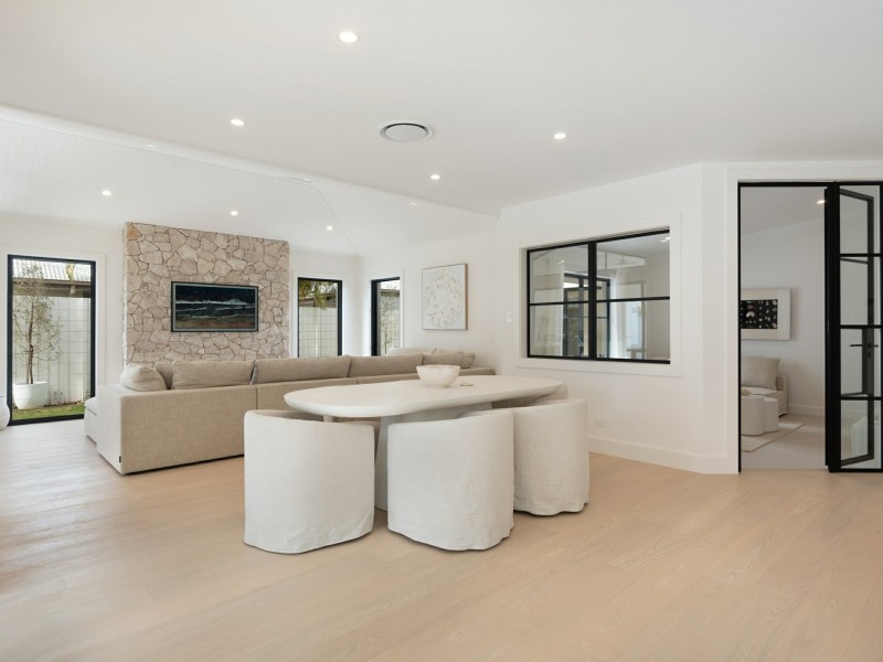 1 Peatling Lane, Twin Waters QLD 4564